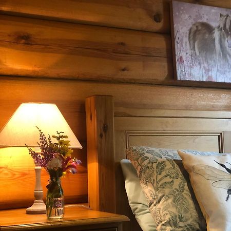 Log Home Village ウルバーストン エクステリア 写真