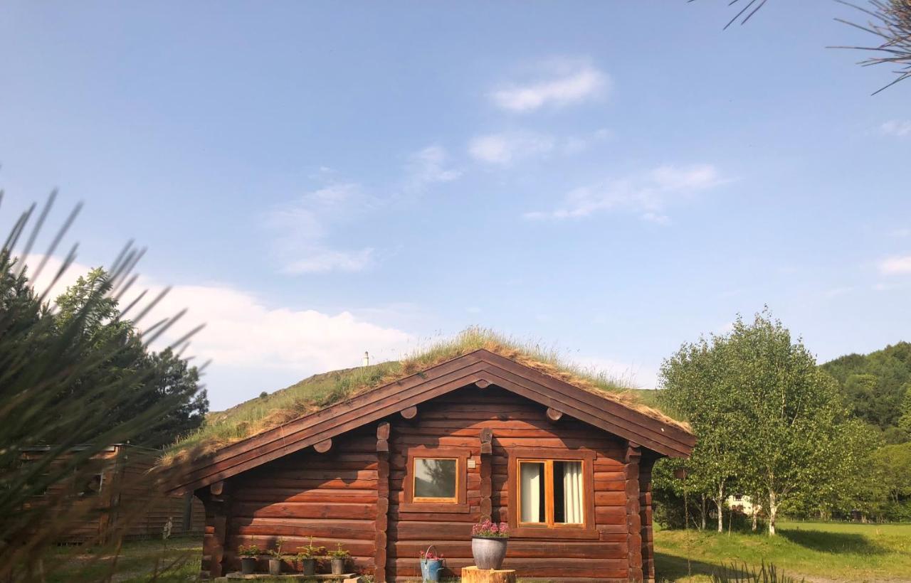 Log Home Village ウルバーストン エクステリア 写真