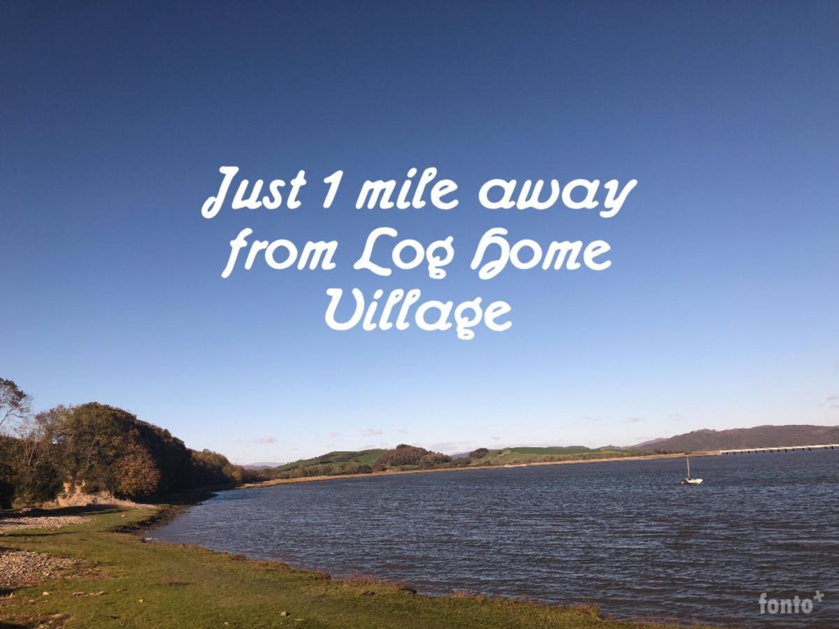 Log Home Village ウルバーストン エクステリア 写真