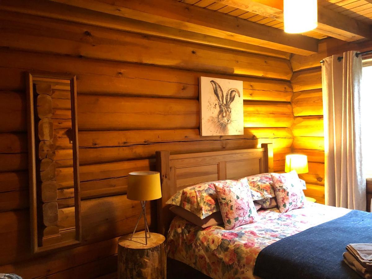 Log Home Village ウルバーストン エクステリア 写真